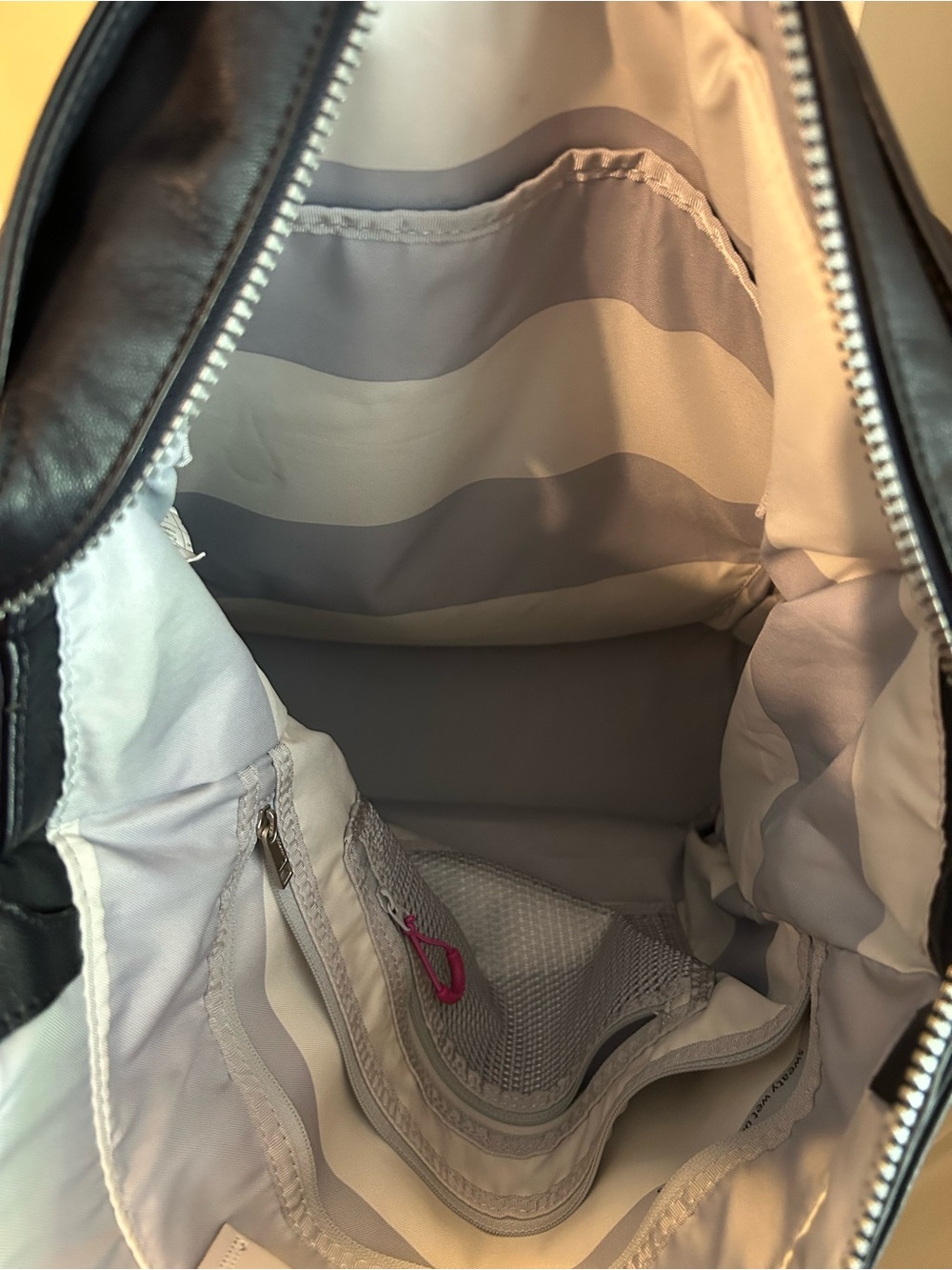 Lululemon Follow Your Bliss Tote Bag - Picture 3 of 3